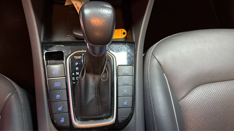 HYUNDAI IONIQ BERLINE HYBRIDE 141cv EXECUTIVE TOUTES OPTIONS/1 ERE MAIN/TVA RECUPERABLE
