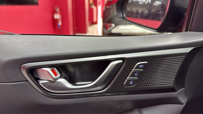 HYUNDAI IONIQ BERLINE HYBRIDE 141cv EXECUTIVE TOUTES OPTIONS/1 ERE MAIN/TVA RECUPERABLE