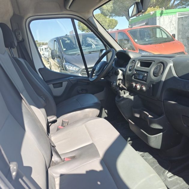 RENAULT MASTERIII F3300 L2H2 2.3 DCI 130CH GRAND CONFORT EURO6 2018