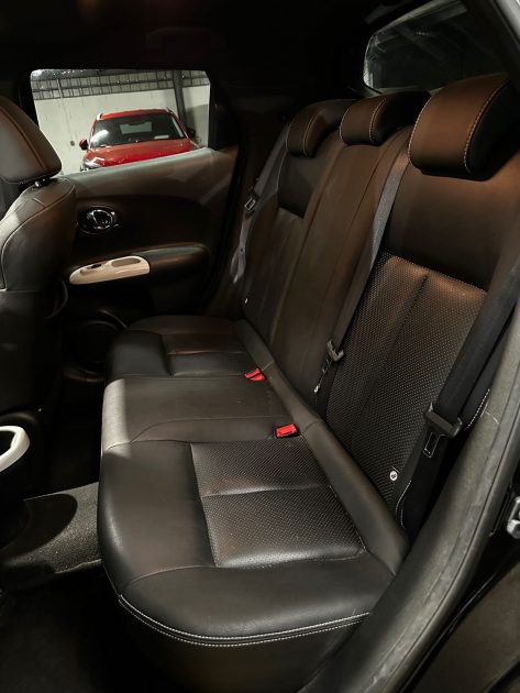 MAGNIFIQUE NISSAN JUKE TEKNA 115 CH (TOIT OUVRANT, SIÈGES CHAUFFANTS, CAMÉRA 360, SUIVI D’ENTRETIEN)