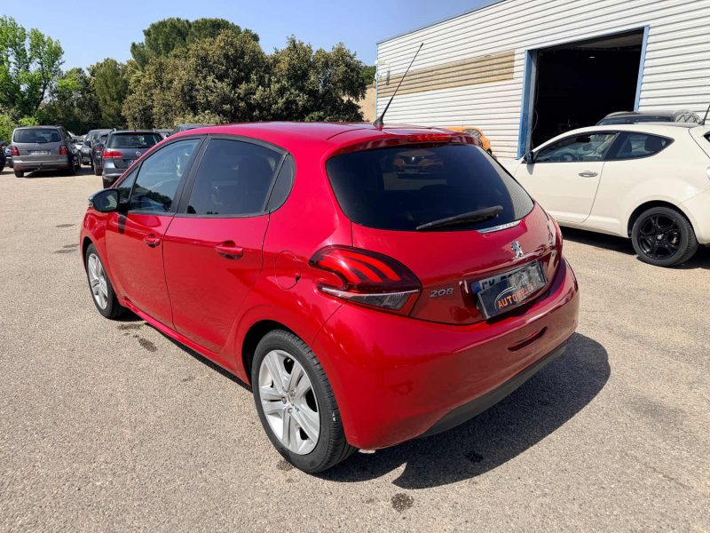PEUGEOT 208 1.2L 82CH STYLE 5P 124MKM
