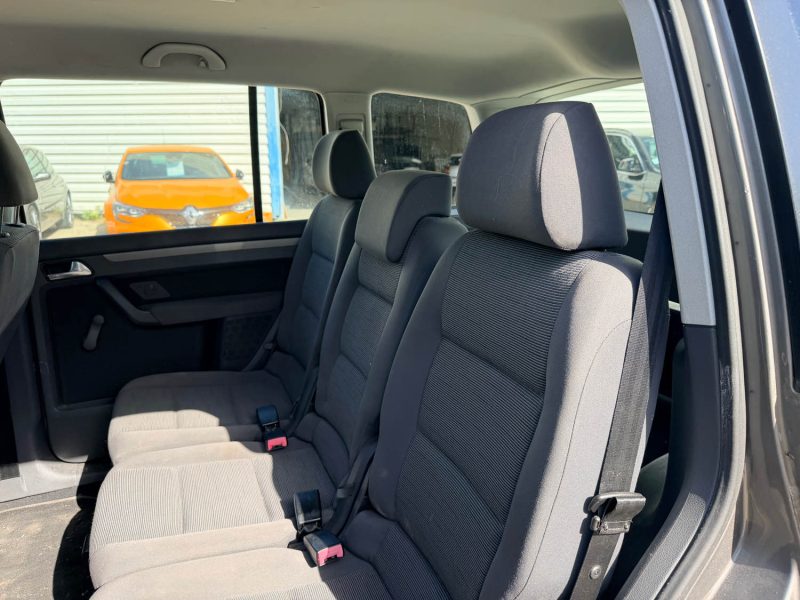 VOLKSWAGEN TOURAN 1.9 TDI 105 DSG CONFORT 5P 213MKM