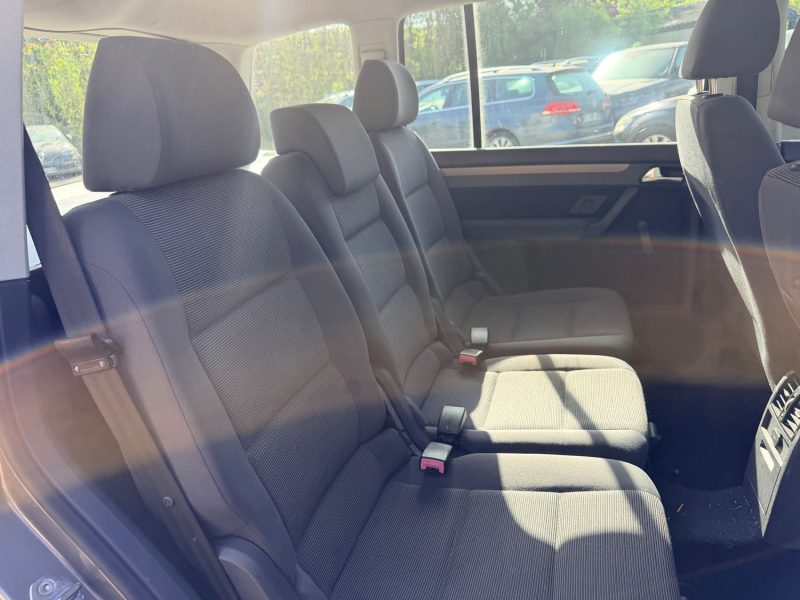 VOLKSWAGEN TOURAN 1.9 TDI 105 DSG CONFORT 5P 213MKM