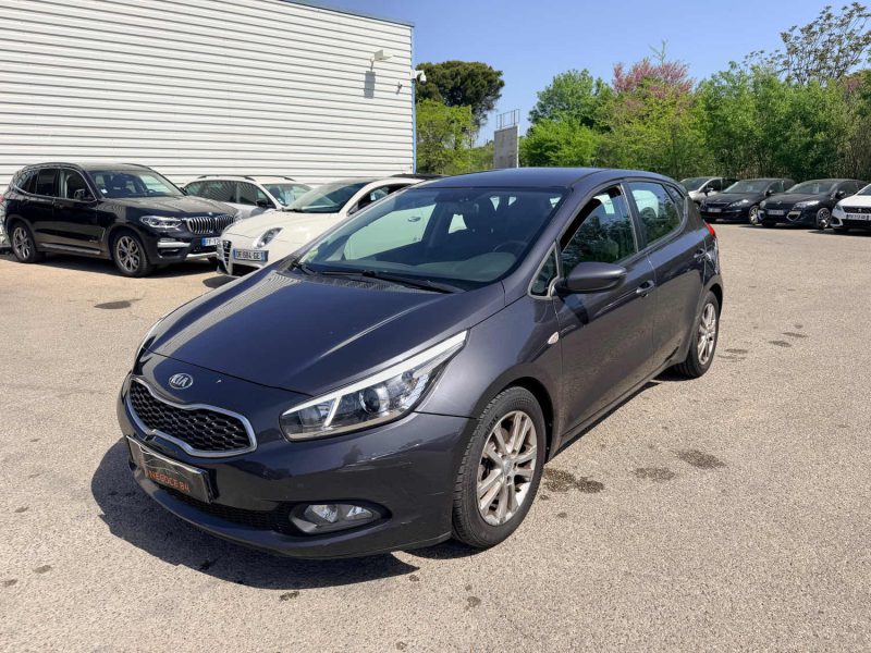 KIA CEE-D 1.6 CRDI 110 STYLE 209MKM