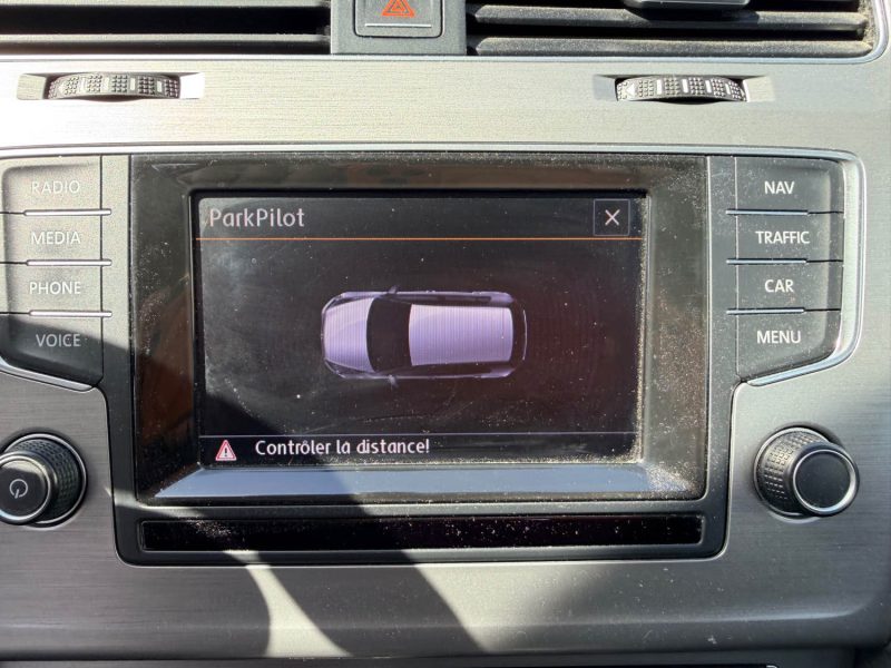 VOLKSWAGEN GOLF VII 1.6 TDI 110CH BLUEMOTION TECHNOLOGY FAP CONFORTLINE 249MKM