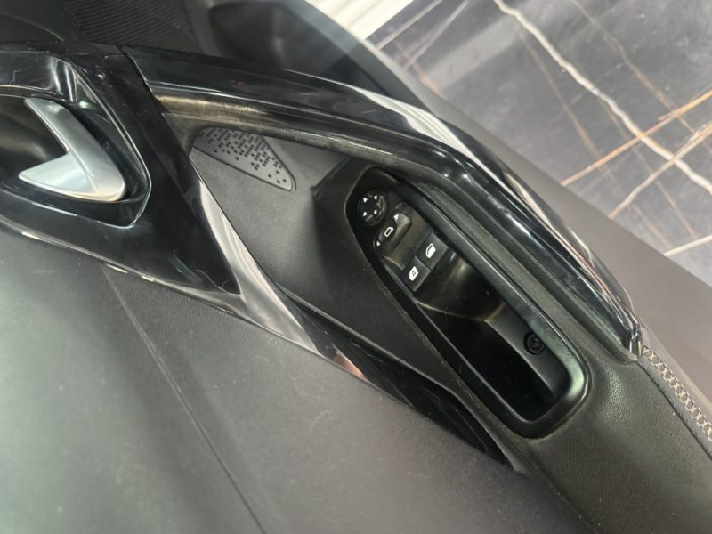 PEUGEOT 208 1.6 E-HDI FAP ALLURE 4CV 3P 2015