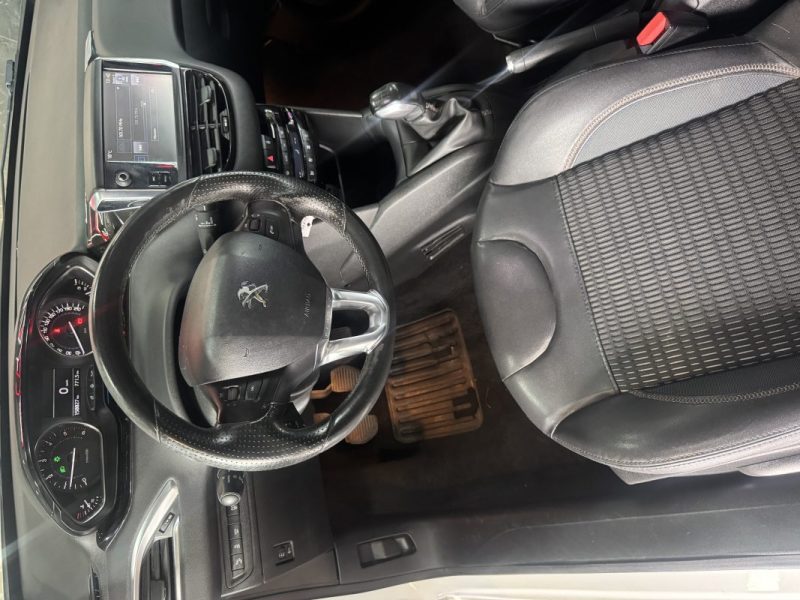 PEUGEOT 208 1.6 E-HDI FAP ALLURE 4CV 3P 2015