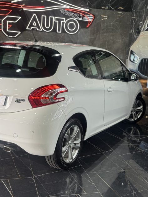 PEUGEOT 208 1.6 E-HDI FAP ALLURE 4CV 3P 2015