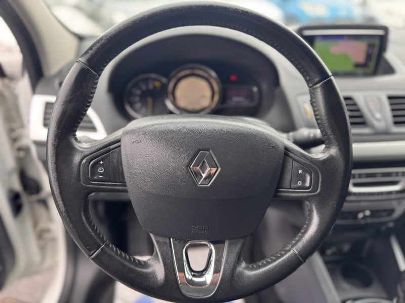 RENAULT MEGANE III TCE 115CH ENERGY LIFE 