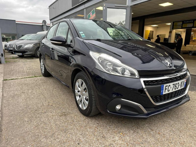 PEUGEOT 208 1.5 BLUEHDI 100CH TECH EDITION BVM6 5P 2018