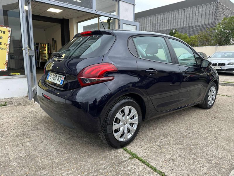 PEUGEOT 208 1.5 BLUEHDI 100CH TECH EDITION BVM6 5P 2018