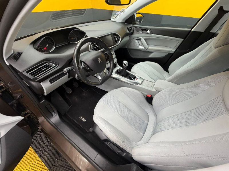 PEUGEOT 308 II 1.6 THP 155CH ALLURE 