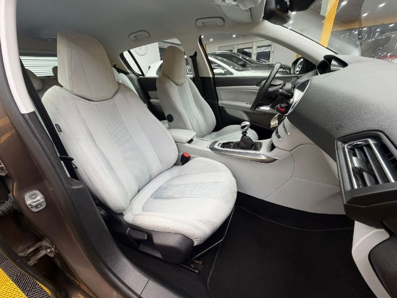 PEUGEOT 308 II 1.6 THP 155CH ALLURE 