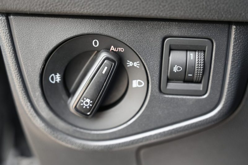 VOLKSWAGEN POLO VI 1.0 TSI 95CH COPPER LINE DSG7 EURO6D-T 2019