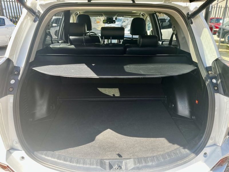 TOYOTA RAV4 197 HYBRIDE LOUNGE 2WD CVT 2018