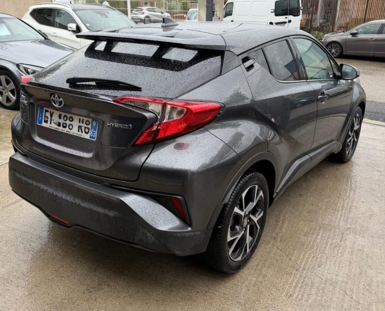 TOYOTA C-HR 122h Graphic  2018