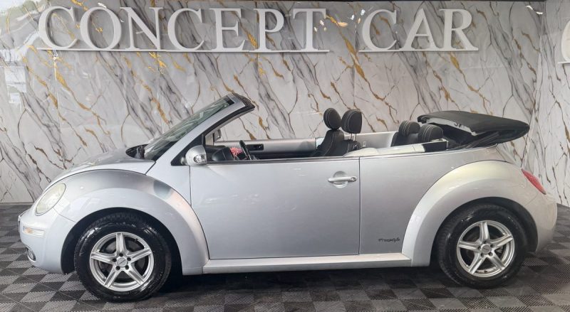 VOLKSWAGEN NEW BEETLE 1.6 1.6 2010 - 83 025Kms - Premier Main - Distrib ok - Suivit VOLKSWAGEN
