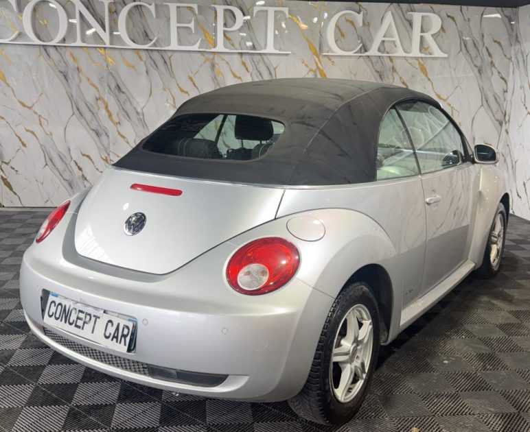 VOLKSWAGEN NEW BEETLE 1.6 1.6 2010 - 64 200Kms - Premier Main - Distrib ok - Suivit VOLKSWAGEN