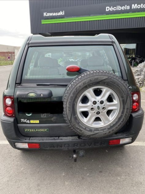 LANDROVER FREELANDER 2 LITRES 112 CV  BOITE AUTO 2002