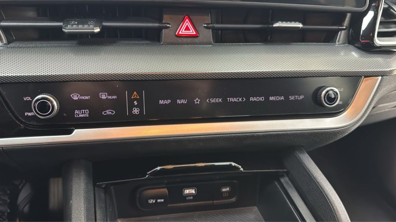 KIA SPORTAGE 1.6 HYBRIDE ESSENCE HEV 230cv ACTIVE/1 ERE MAIN/TVA RECUPERABLE