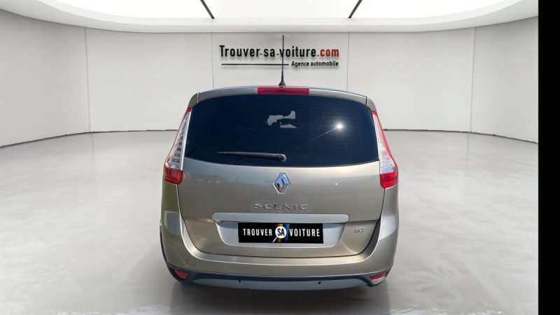 RENAULT SCENICIII GRAND 2.0 DCI 160ch DYNAMIQUE 5P 2010