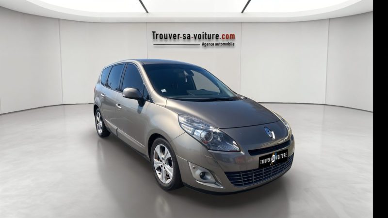 RENAULT SCENICIII GRAND 2.0 DCI 160ch DYNAMIQUE 5P 2010