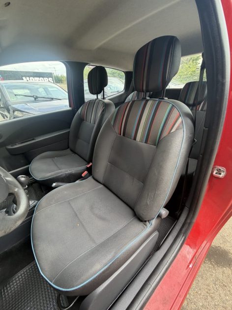 RENAULT TWINGO 1.2 2013 - 49 029Kms - Distrib ok - Premier Main - Suivit Renault