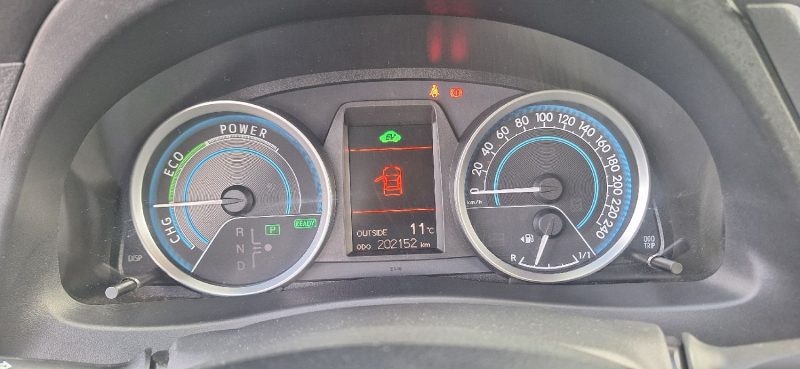 TOYOTA AURIS HSD 136H DYNAMIC 2015