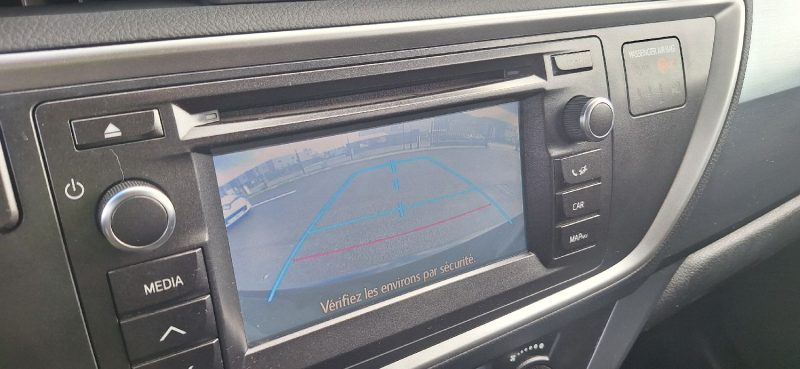 TOYOTA AURIS HSD 136H DYNAMIC 2015