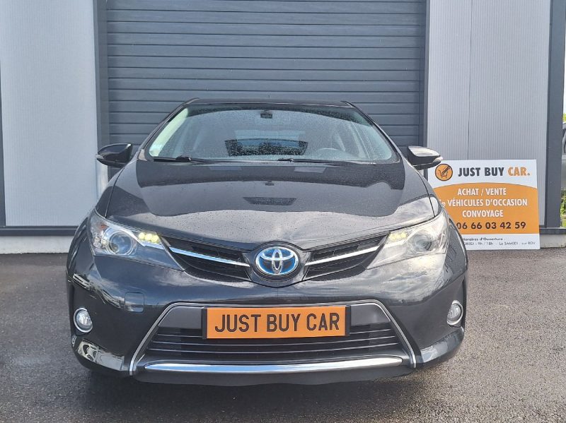TOYOTA AURIS HSD 136H DYNAMIC 2015