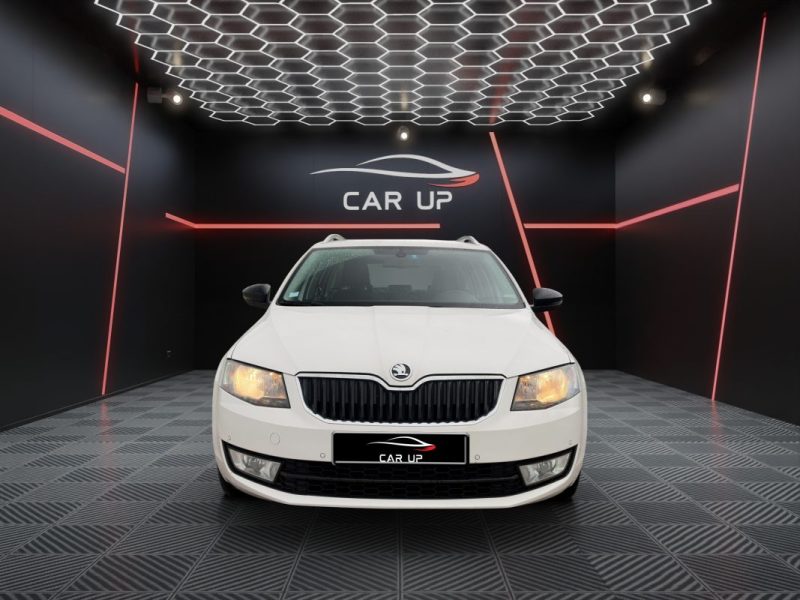 SKODA OCTAVIA 1.6 TDI 105 cv Green Tec Elegance / DSG7