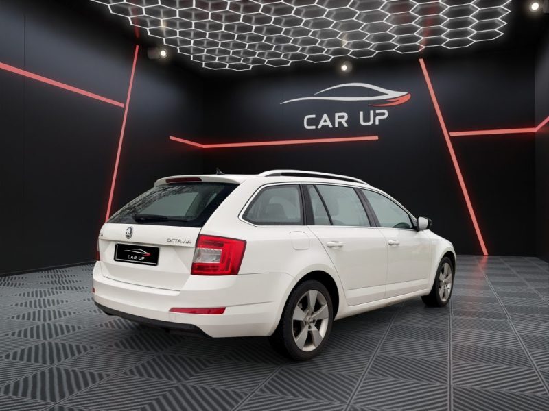 SKODA OCTAVIA 1.6 TDI 105 cv Green Tec Elegance / DSG7