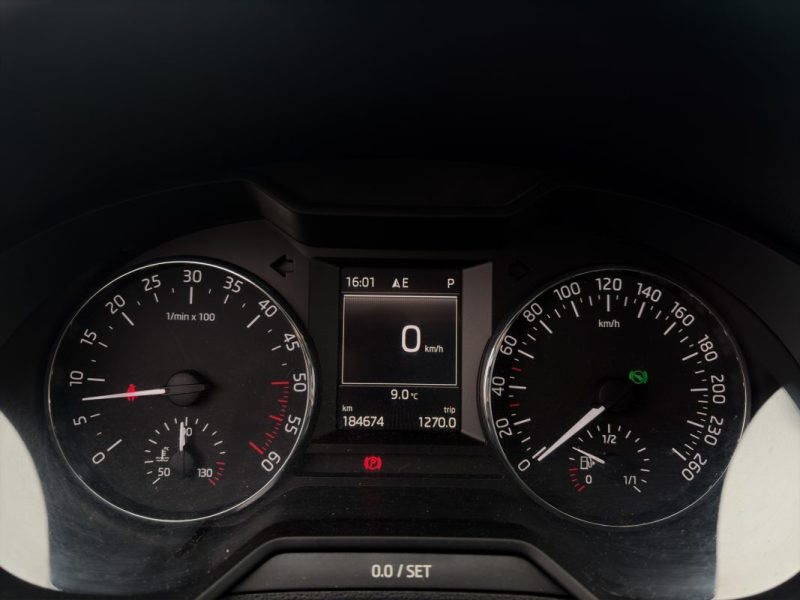 SKODA OCTAVIA 1.6 TDI 105 cv Green Tec Elegance / DSG7