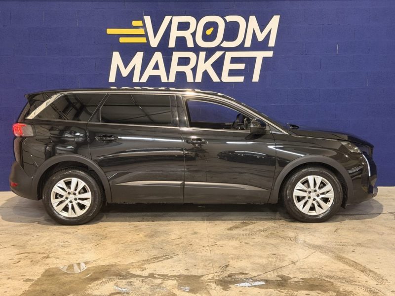 PEUGEOT 5008 ALLURE - 1.5 L HDi - 131 ch - CARPLAY - 7 PLACES