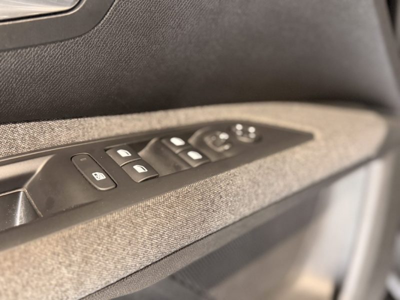 PEUGEOT 5008 ALLURE - 1.5 L HDi - 131 ch - CARPLAY - 7 PLACES