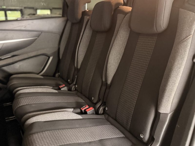 PEUGEOT 5008 ALLURE - 1.5 L HDi - 131 ch - CARPLAY - 7 PLACES