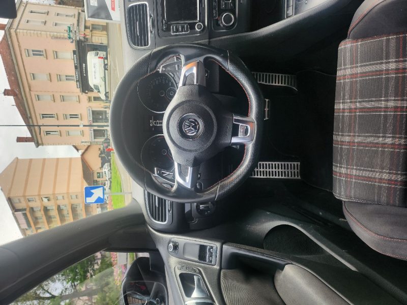 VOLKSWAGEN GOLF VI GTI