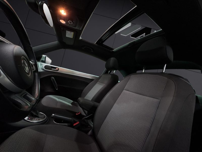 VOLKSWAGEN BEETLE 2.0 TDI 140CH REMIX 2013