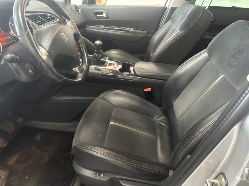 PEUGEOT 3008 HDI 120 CROSSWAY 2015