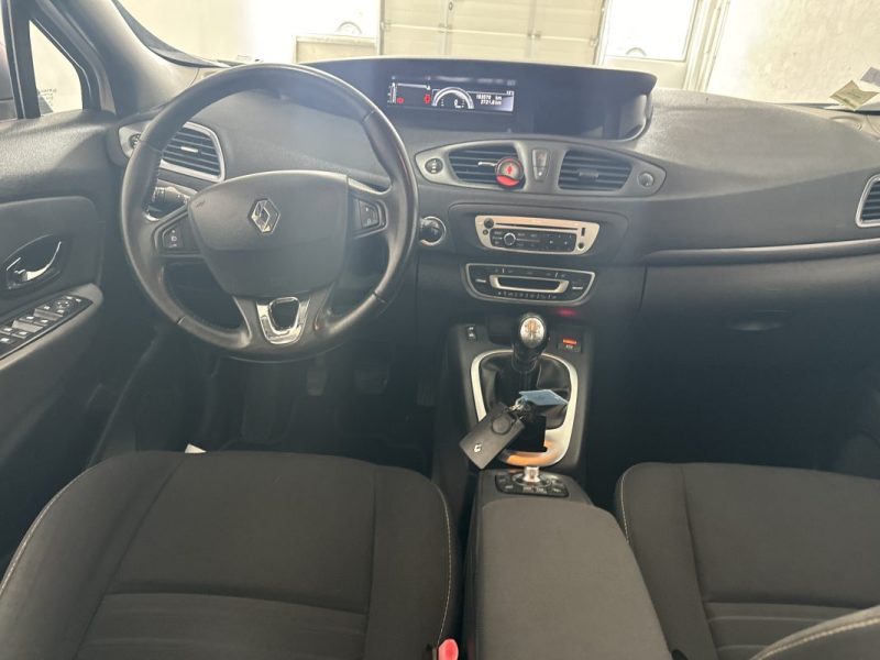 RENAULT SCENIC III  1.5 DCI 110CH LIMITED 2014