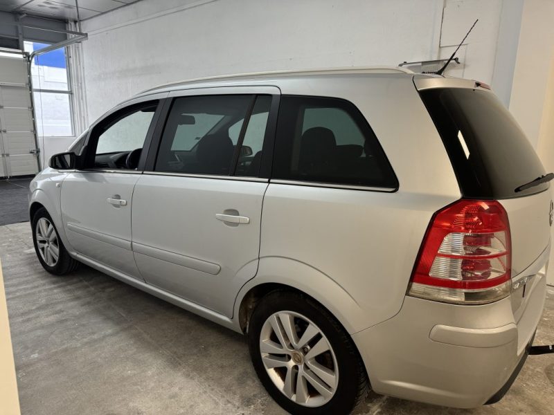 OPEL ZAFIRA 1.9 CDTI MAGNETIC BA 2008