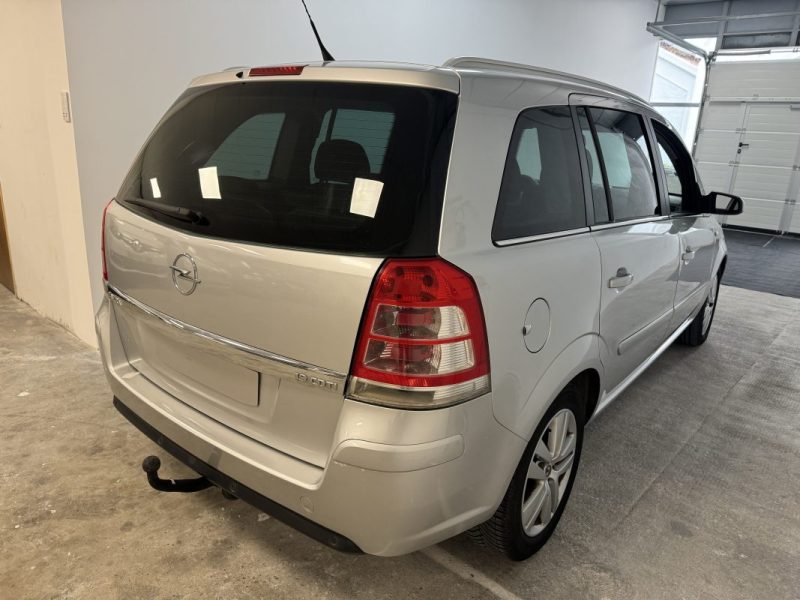 OPEL ZAFIRA 1.9 CDTI MAGNETIC BA 2008