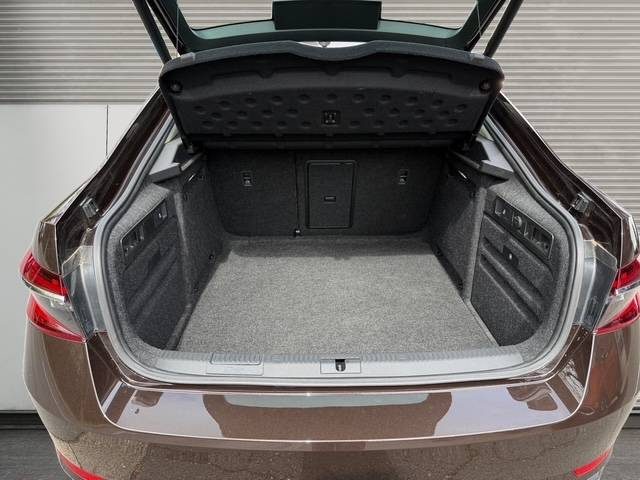 SKODA SUPERB 2.0 TDI 200CH SCR LAURIN&KLEMENT DSG7 4X4 2023