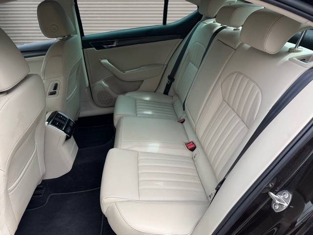 SKODA SUPERB 2.0 TDI 200CH SCR LAURIN&KLEMENT DSG7 4X4 2023