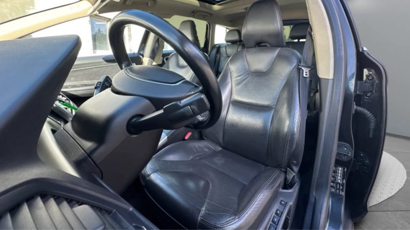 VOLVO XC60 D3 AWD 163 KINETIC GEARTRONIC 2012