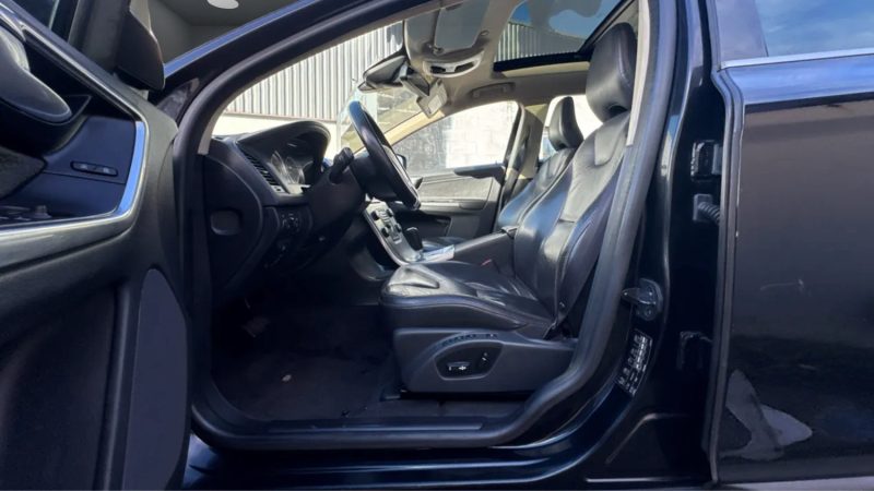 VOLVO XC60 D3 AWD 163 KINETIC GEARTRONIC 2012