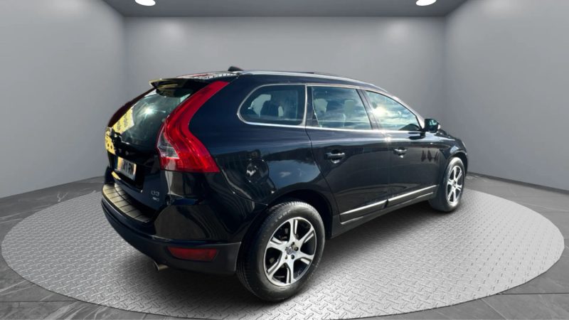 VOLVO XC60 D3 AWD 163 KINETIC GEARTRONIC 2012