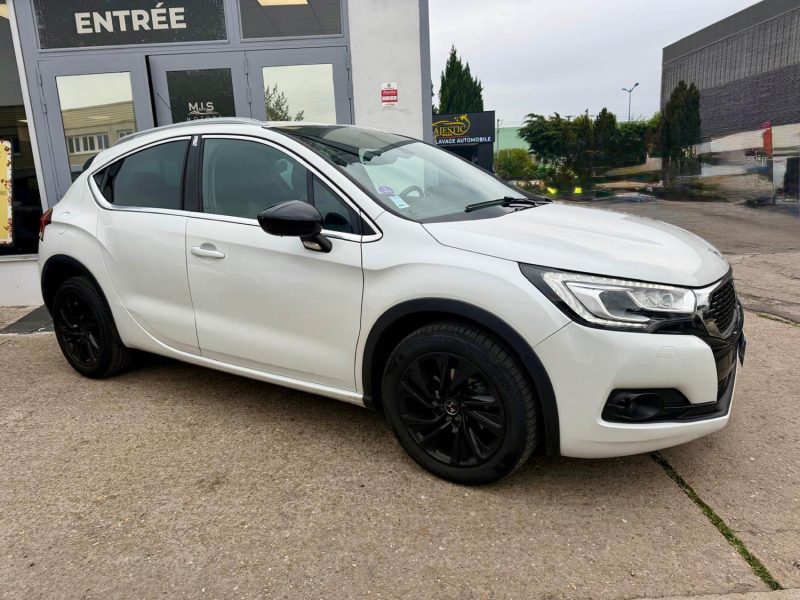 DS DS4 1.2 ESSENCE 130CH SO CHIC S&S 2017