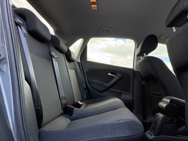 VOLKSWAGEN POLO 1.6 TDI 90 cv - GARANTIE 12 mois -  Sportline