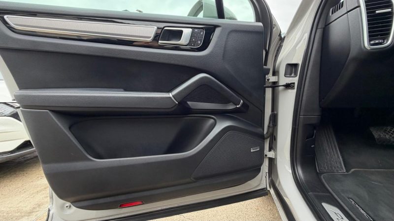 PORSCHE CAYENNE 3.0 V6 462CH E-HYBRID Edition Platinium
